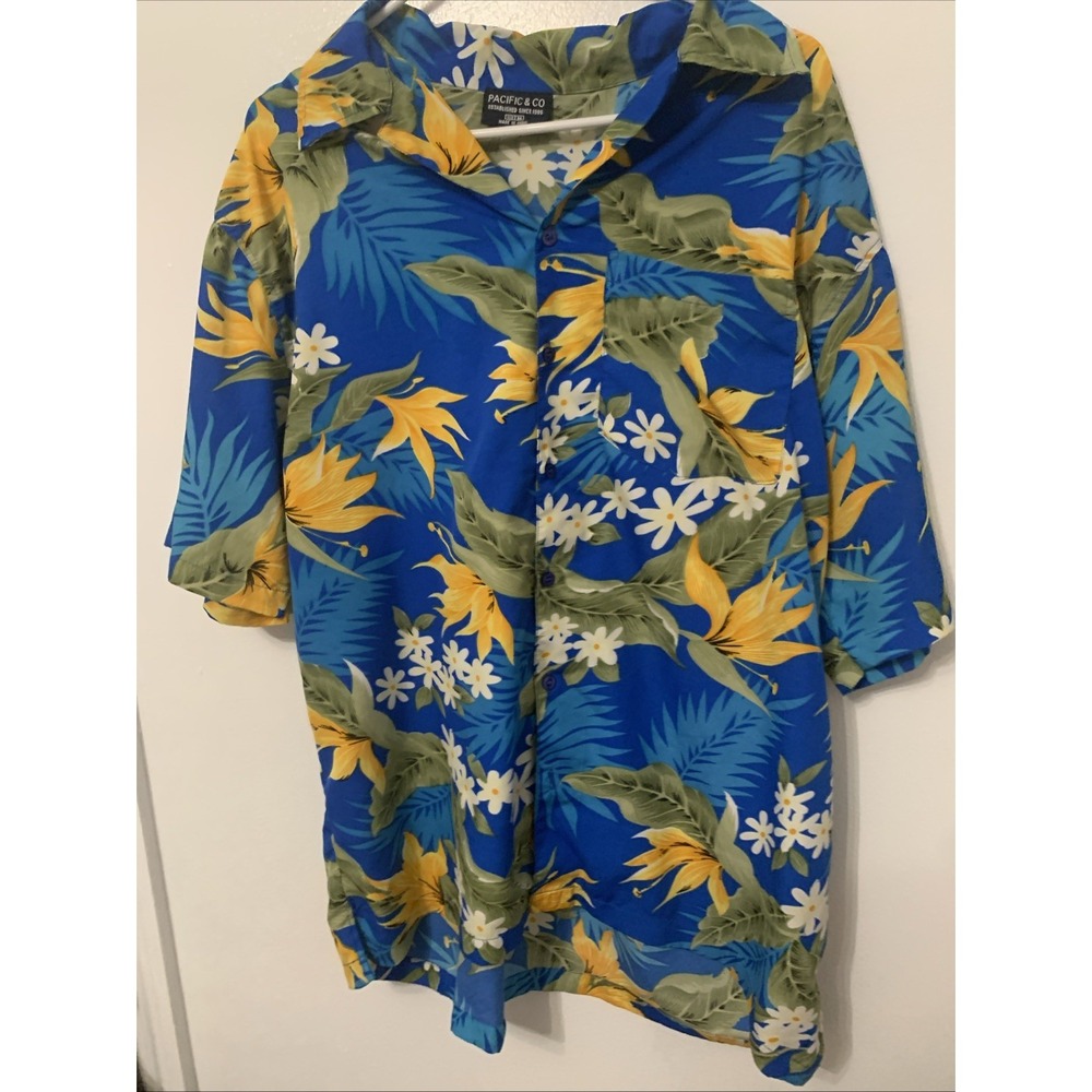 Pacific And Co Blue White Tropical Hawaiian Print Shirt Mens M Relaxed Fit